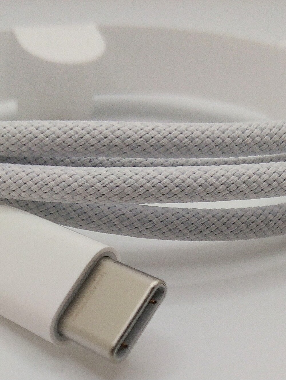 Apple USB‑C to USB‑C Braided Cable (A2795) • 1m • OEM • Fast Charge • New - Picture 6 of 7